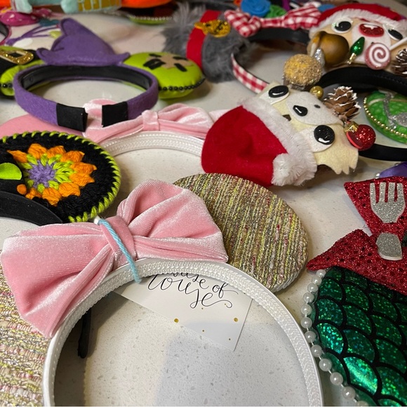 BUNDLE! Disney Minnie Mouse Ears - Walt Disney World - Disneyland - Disney Parks - Picture 6 of 9